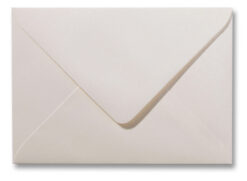 A5 envelop Metallic Ivoor 15,6×22 cm
